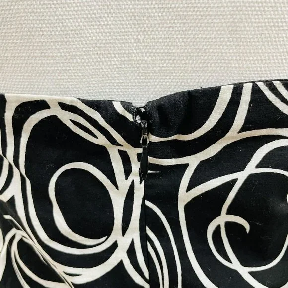 Signature by Robbie Bee Black & White Swirl Halter Style Dress ~ SIze 12 / Med - Picture 6 of 8